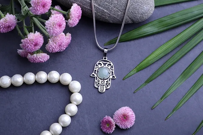 Green Aventurine Hamsa Pendant Green Aventurine Hamsa Pendant